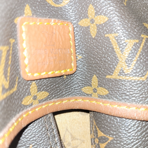 LV garment travel bag - Picture 5 of 6